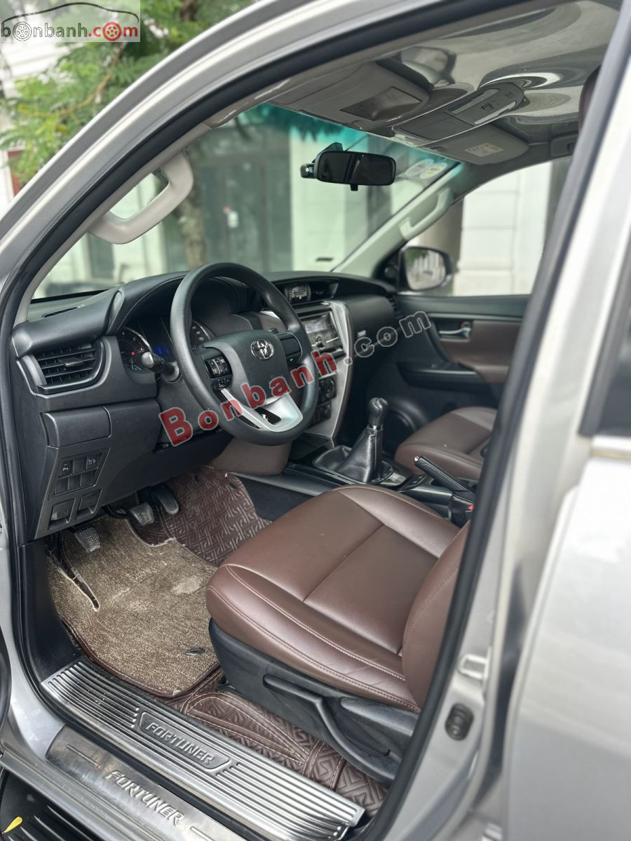 Bán ô tô Toyota Fortuner 2.4G 4x2 MT - 2017 - xe cũ