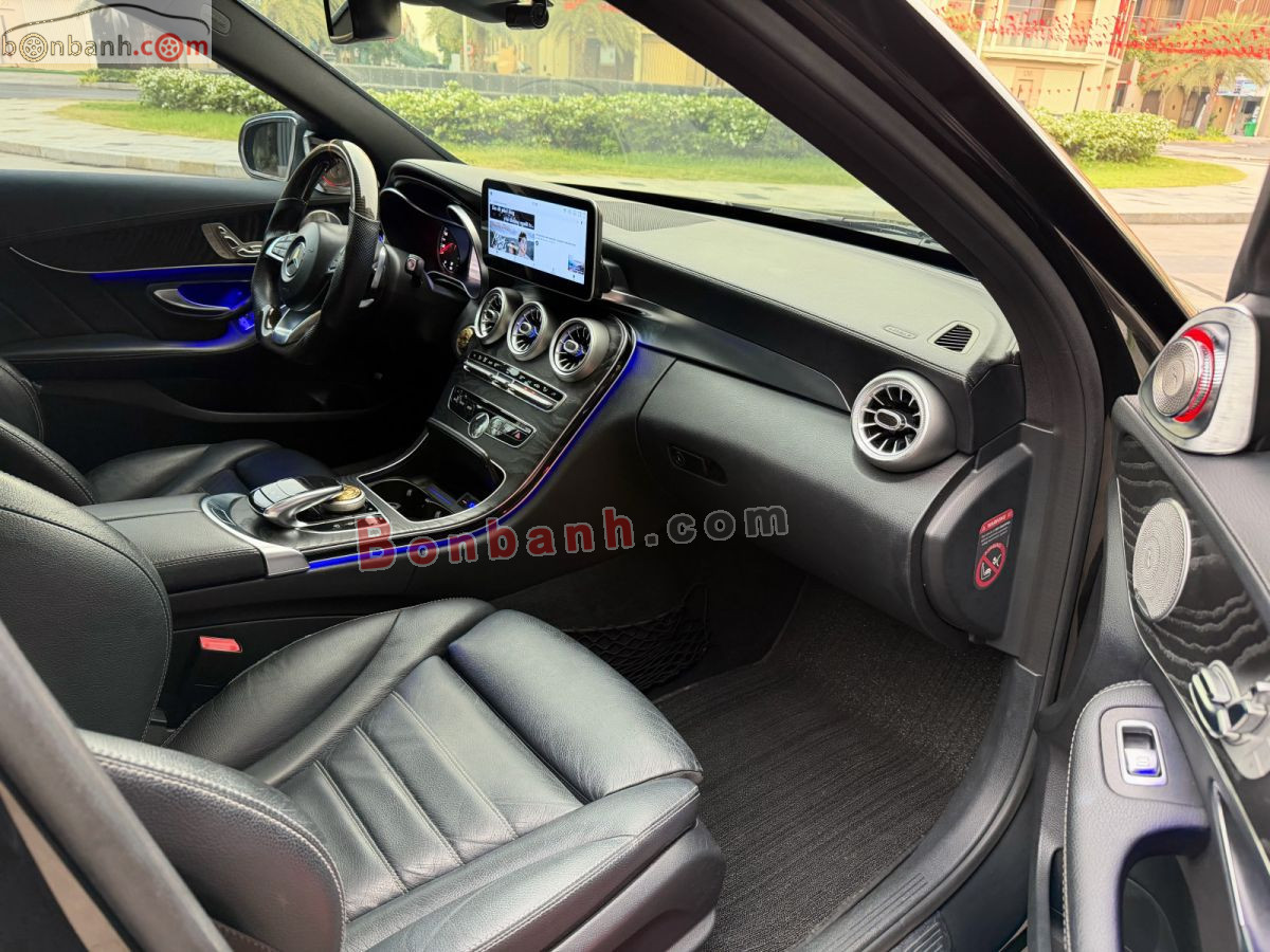Bán ô tô Mercedes Benz C class C300 AMG - 2015 - xe cũ