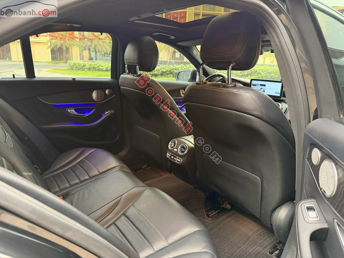 Bán ô tô Mercedes Benz C class C300 AMG - 2015 - xe cũ