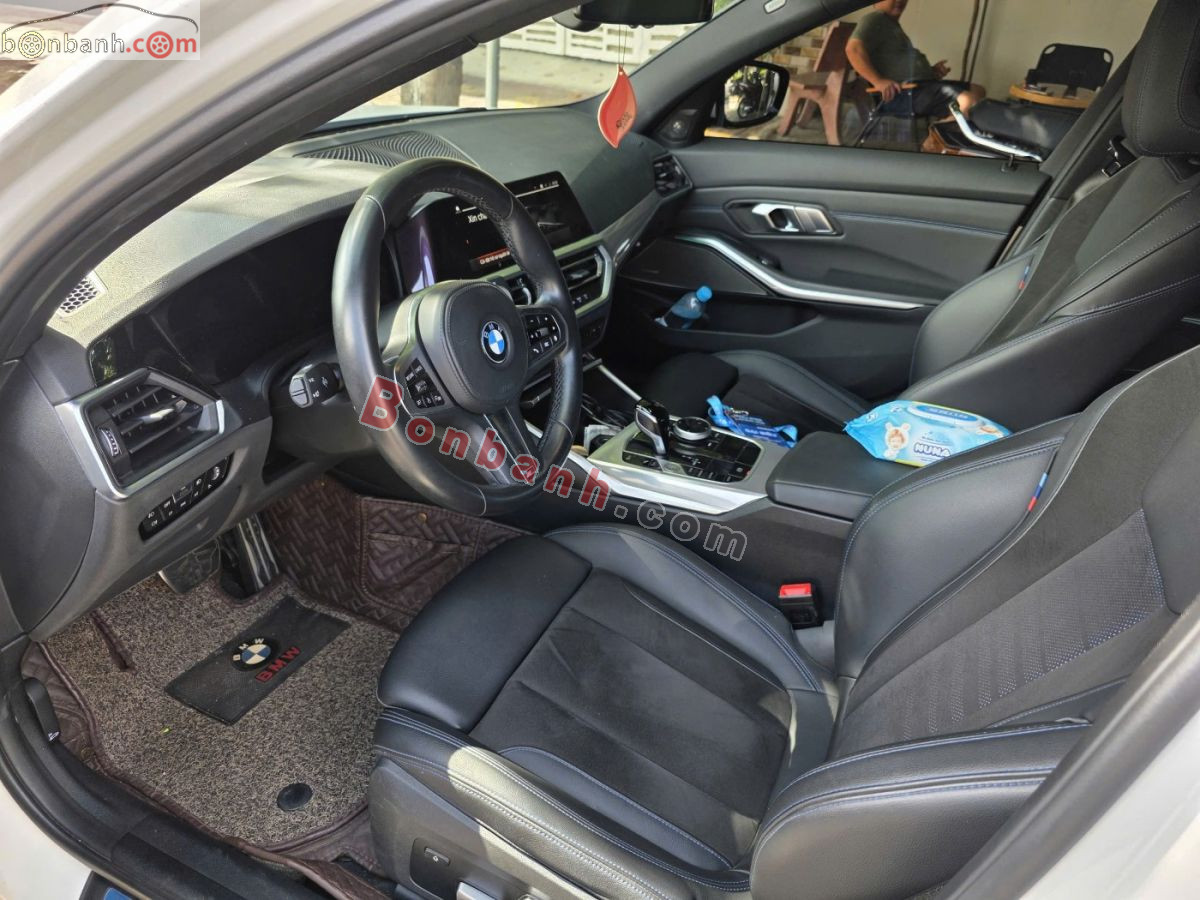 Bán ô tô BMW 3 Series 320i M Sport - 2022 - xe cũ