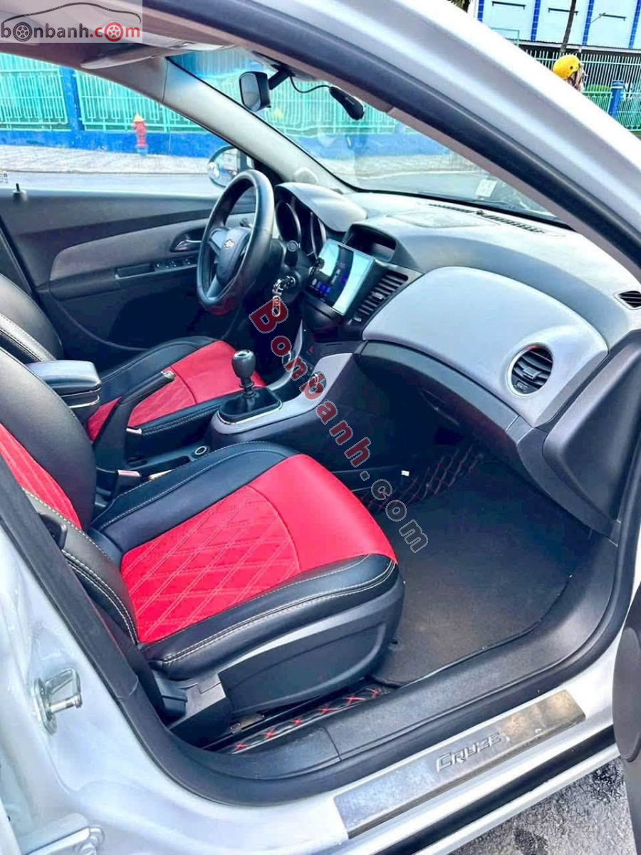 Bán ô tô Chevrolet Cruze LT 1.6 MT - 2016 - xe cũ