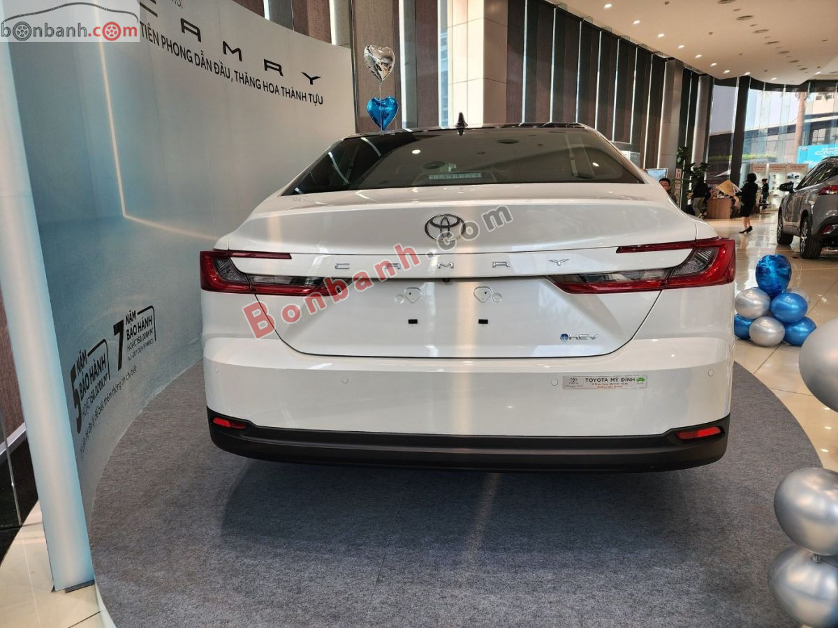 Bán ô tô Toyota Camry 2.5 HEV Mid - 2026 - xe mới