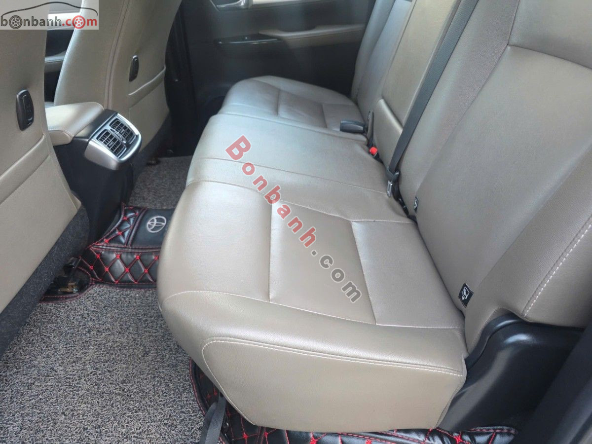 Bán ô tô Toyota Hilux 2.8G 4x4 AT - 2016 - xe cũ