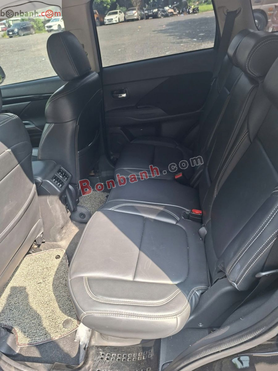 Bán ô tô Mitsubishi Outlander 2.0 CVT - 2020 - xe cũ