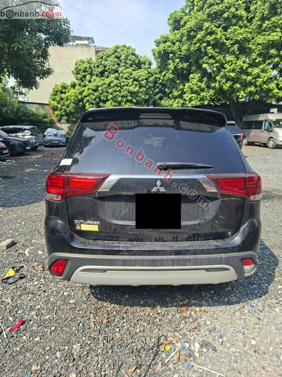Bán ô tô Mitsubishi Outlander 2.0 CVT - 2020 - xe cũ