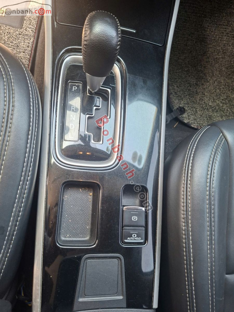 Bán ô tô Mitsubishi Outlander 2.0 CVT - 2020 - xe cũ