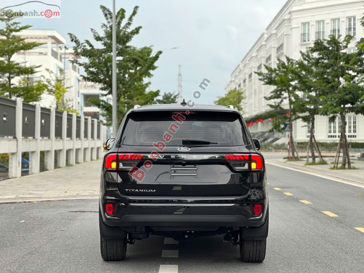 Bán ô tô Ford Everest Titanium 2.0L 4x2 AT - 2024 - xe cũ