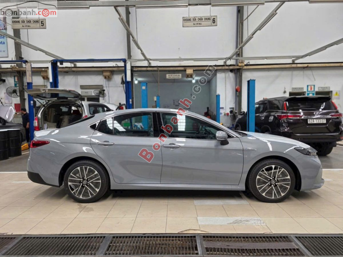 Bán ô tô Toyota Camry 2.5 HEV Top - 2026 - xe mới