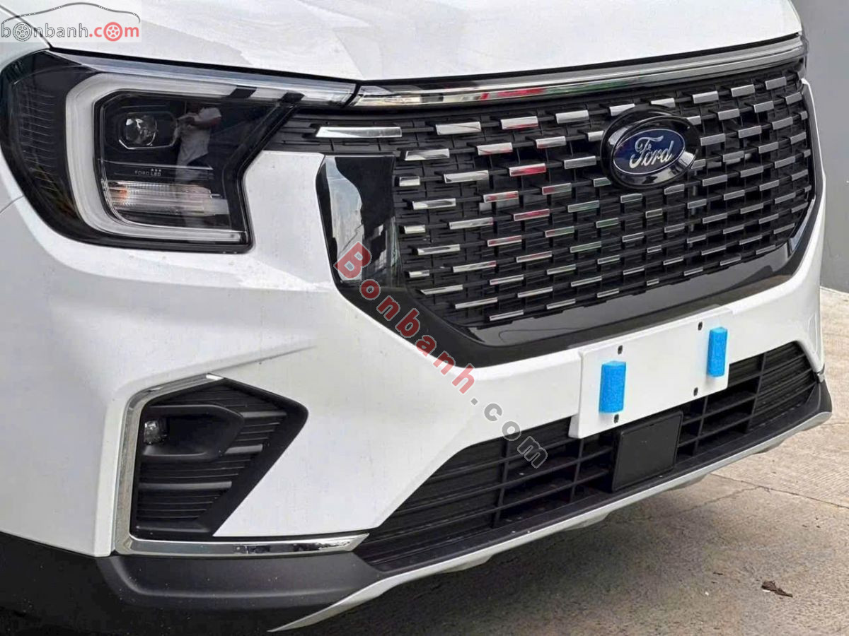 Bán ô tô Ford Transit Premium - 2026 - xe mới