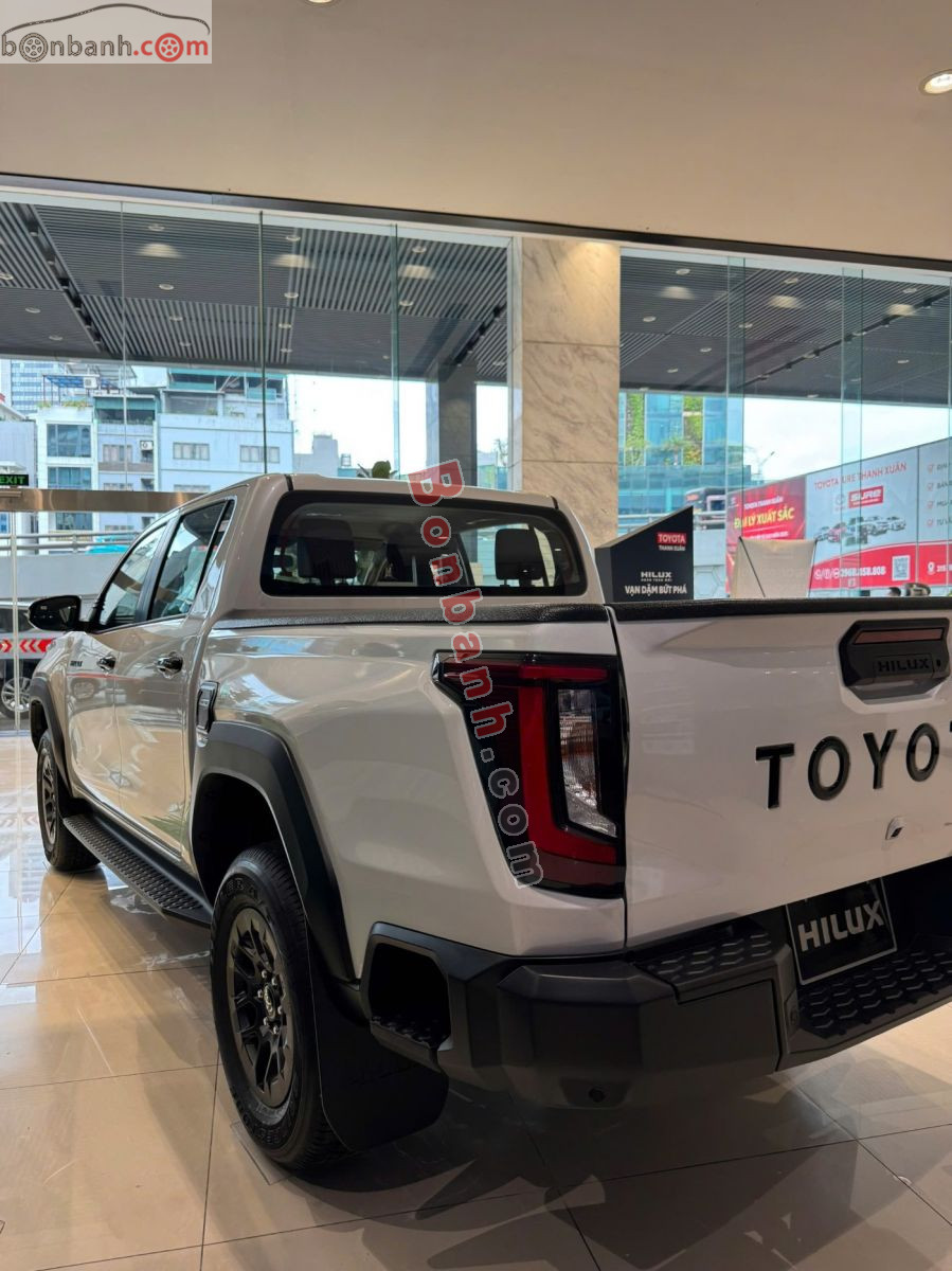 Bán ô tô Toyota Hilux Pro 2.8L 4x2 AT - 2026 - xe mới