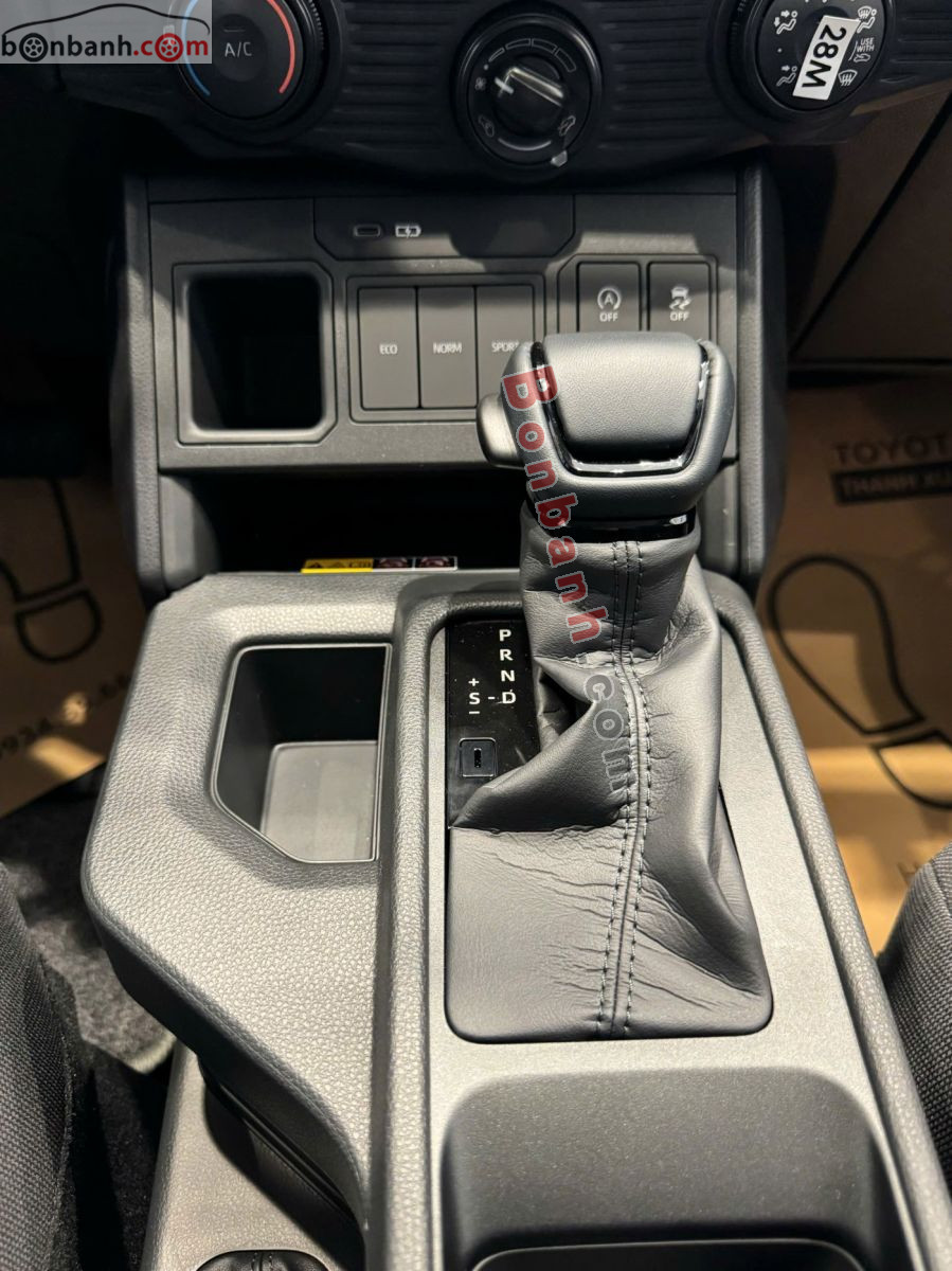 Bán ô tô Toyota Hilux Pro 2.8L 4x2 AT - 2026 - xe mới