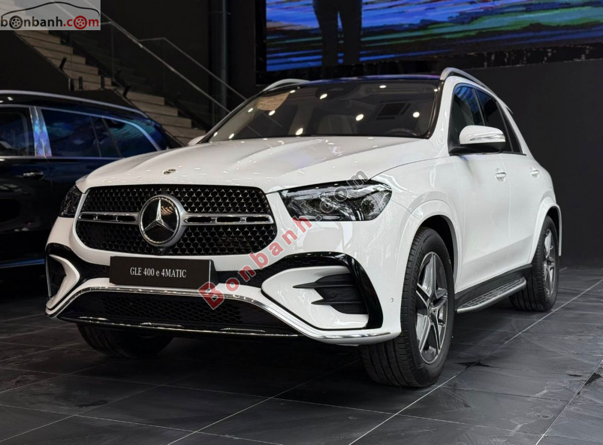 Bán ô tô Mercedes Benz GLE Class 400 e 4Matic - 2026 - xe mới