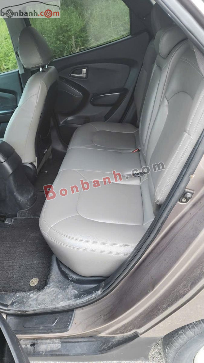 Bán ô tô Hyundai Tucson 2.0 AT 4WD - 2011 - xe cũ