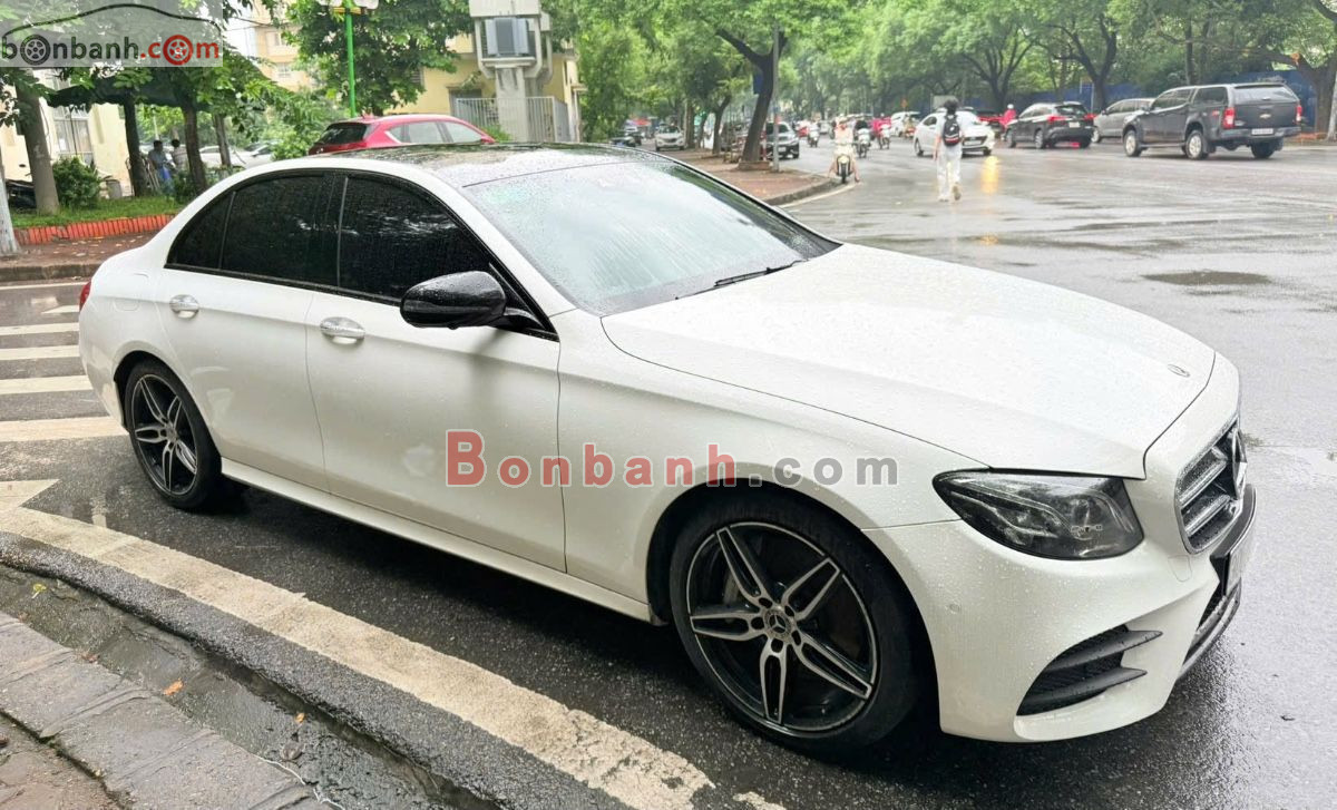 Bán ô tô Mercedes Benz E class E300 AMG - 2019 - xe cũ