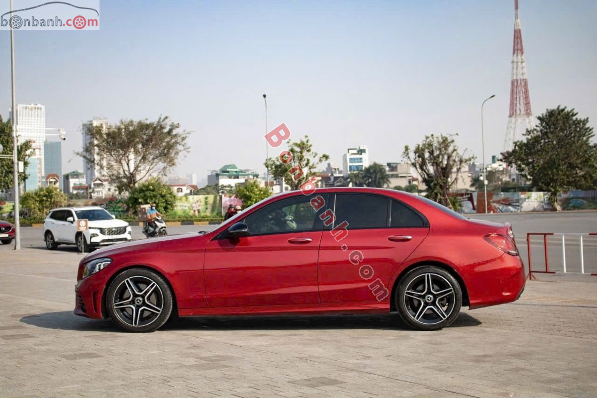 Bán ô tô Mercedes Benz C class C300 AMG - 2019 - xe cũ