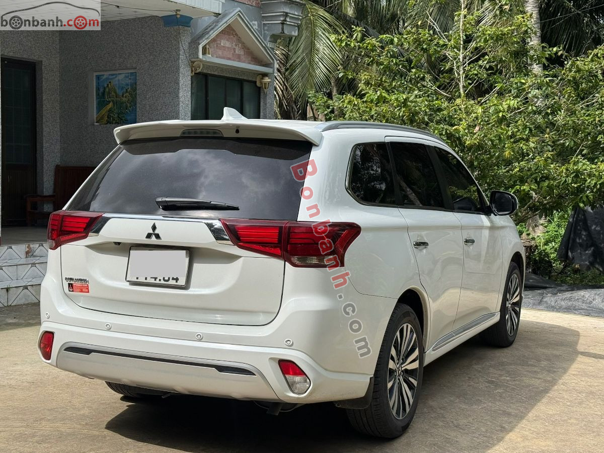 Bán ô tô Mitsubishi Outlander 2.0 CVT - 2023 - xe cũ