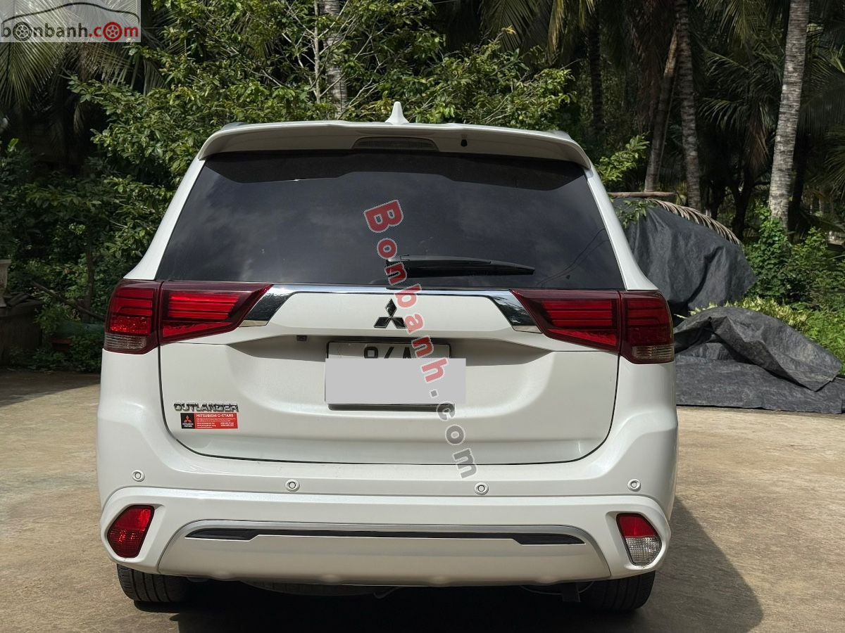 Bán ô tô Mitsubishi Outlander 2.0 CVT - 2023 - xe cũ