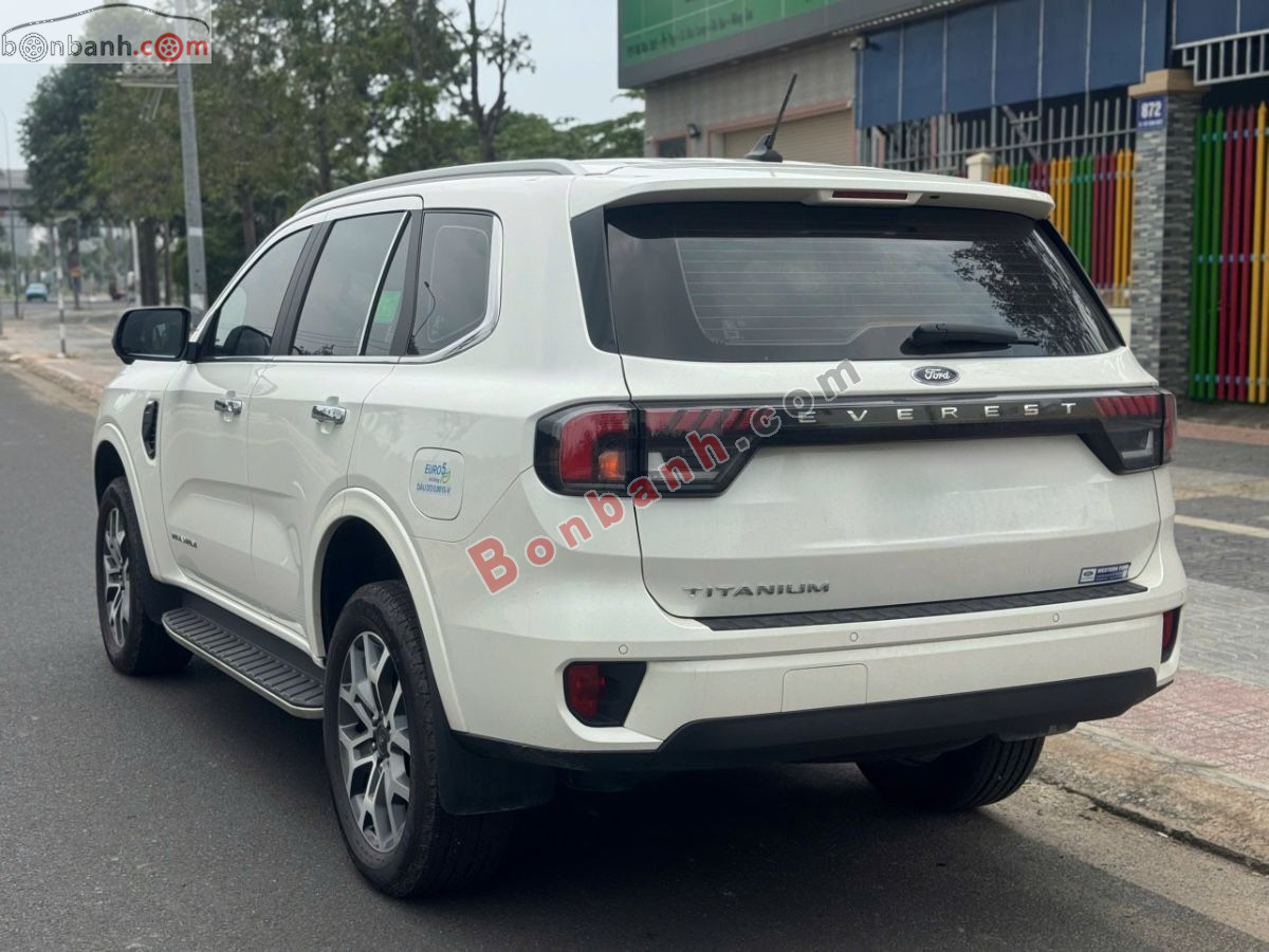 Bán ô tô Ford Everest Titanium 2.0L 4x2 AT - 2025 - xe cũ