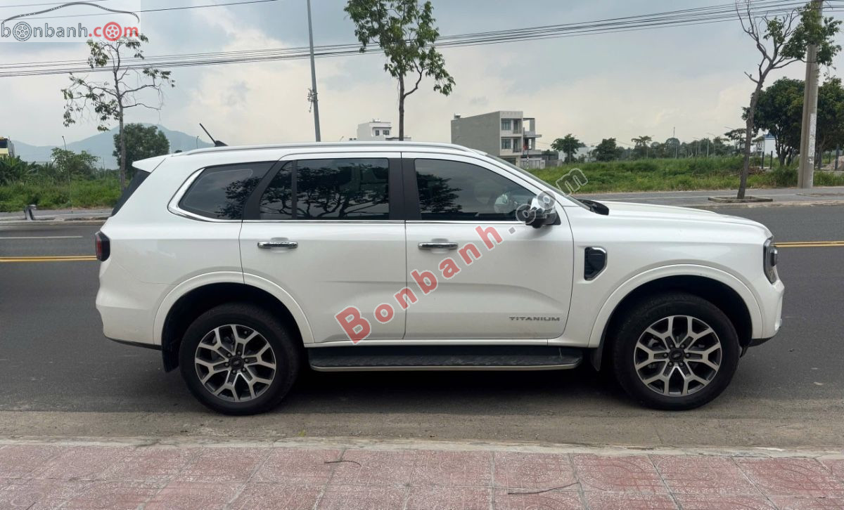 Bán ô tô Ford Everest Titanium 2.0L 4x2 AT - 2025 - xe cũ