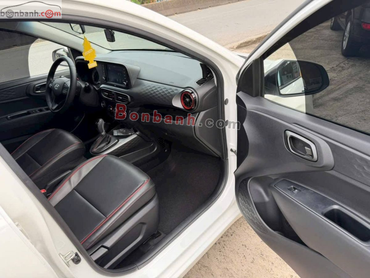 Bán ô tô Hyundai i10 1.2 AT - 2021 - xe cũ