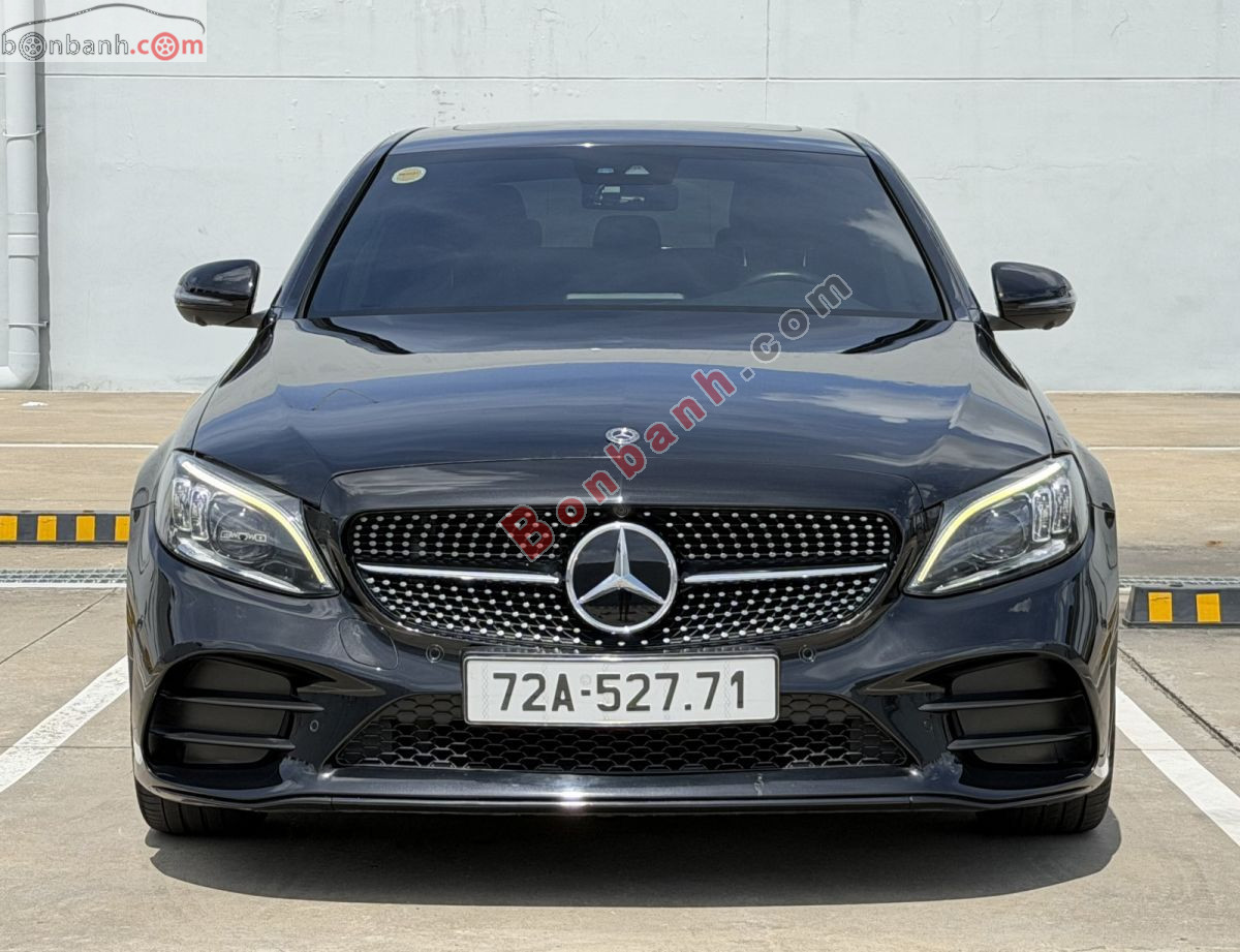 Bán ô tô Mercedes Benz C class C300 AMG - 2019 - xe cũ