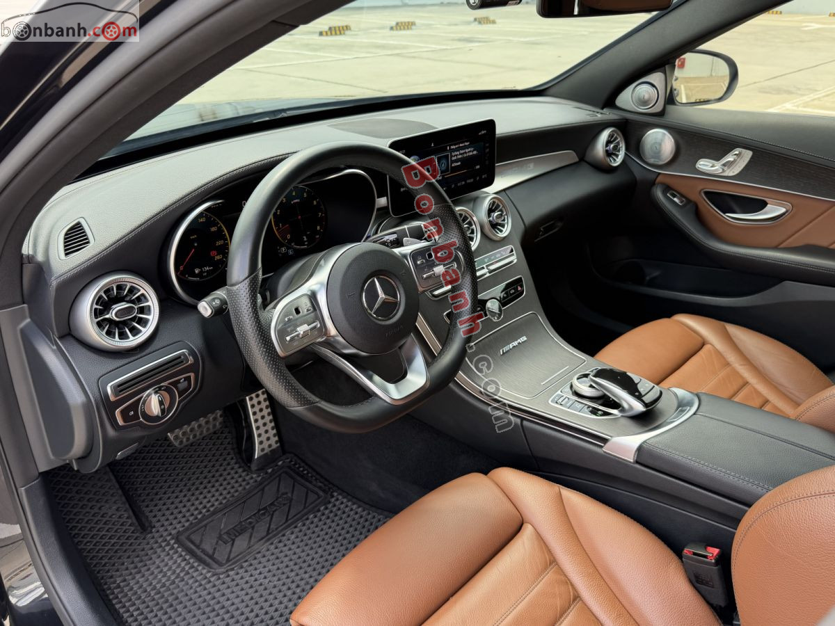 Bán ô tô Mercedes Benz C class C300 AMG - 2019 - xe cũ