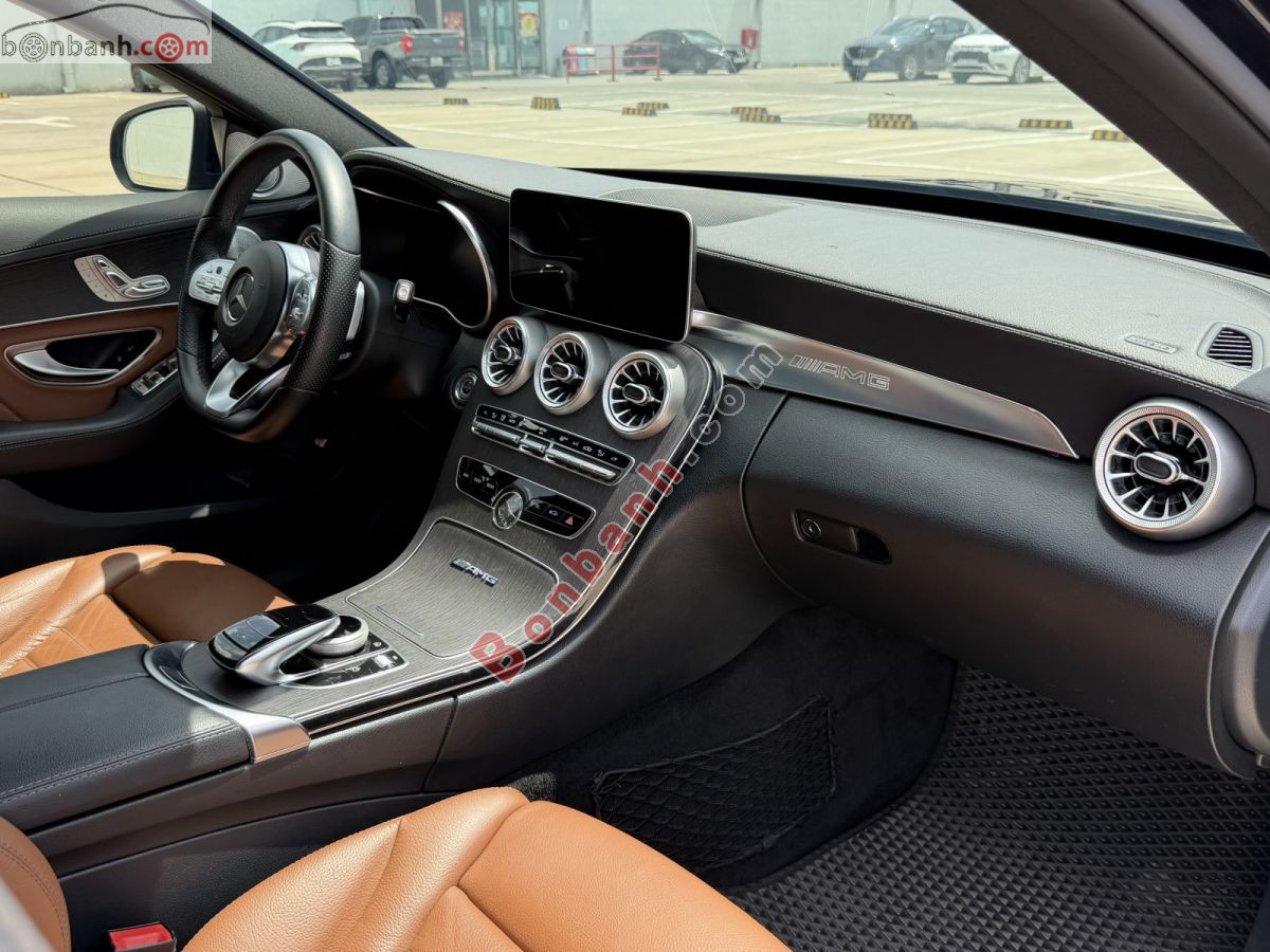 Bán ô tô Mercedes Benz C class C300 AMG - 2019 - xe cũ