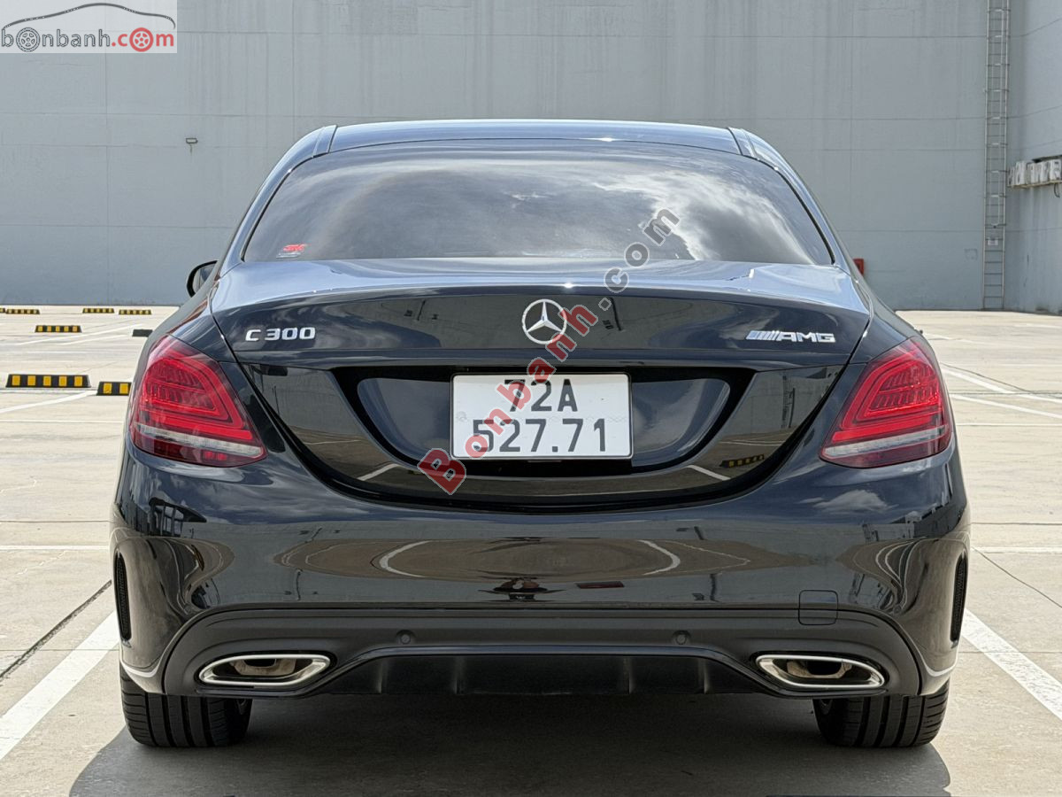Bán ô tô Mercedes Benz C class C300 AMG - 2019 - xe cũ