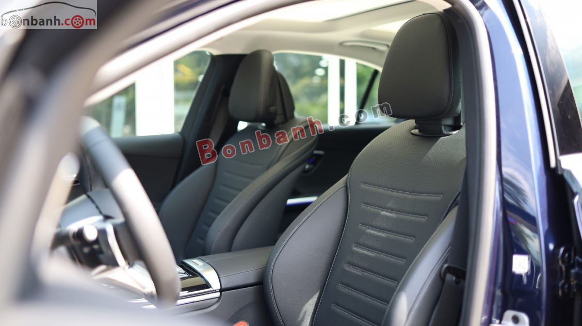 Bán ô tô Mercedes Benz C class C300 AMG - 2023 - xe cũ