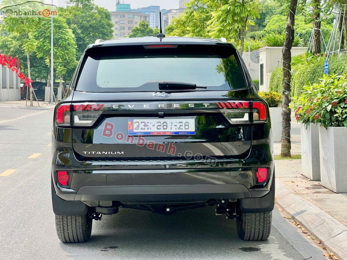 Bán ô tô Ford Everest Titanium 2.0L 4x2 AT - 2025 - xe cũ