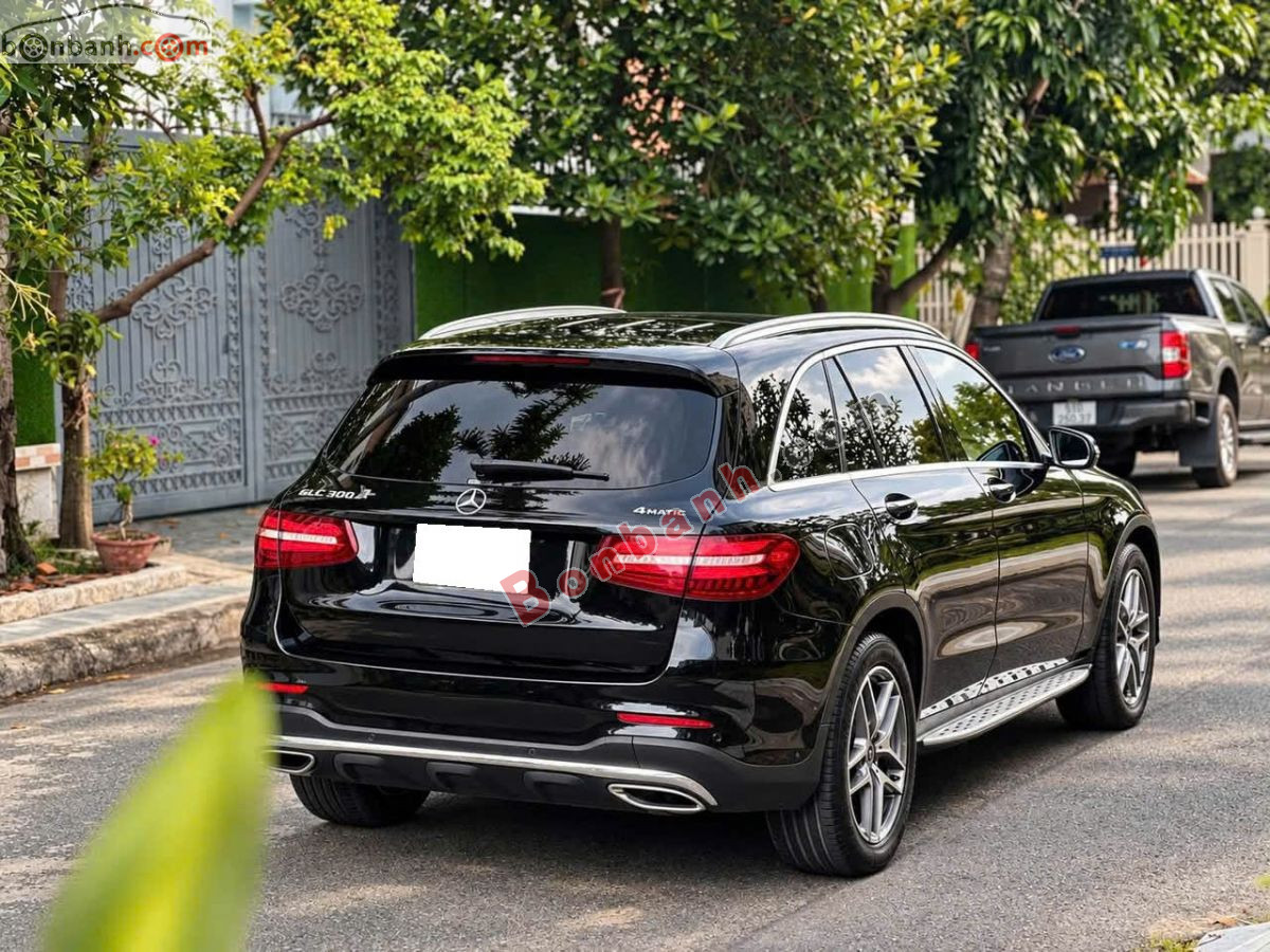 Bán ô tô Mercedes Benz GLC 300 4Matic - 2018 - xe cũ