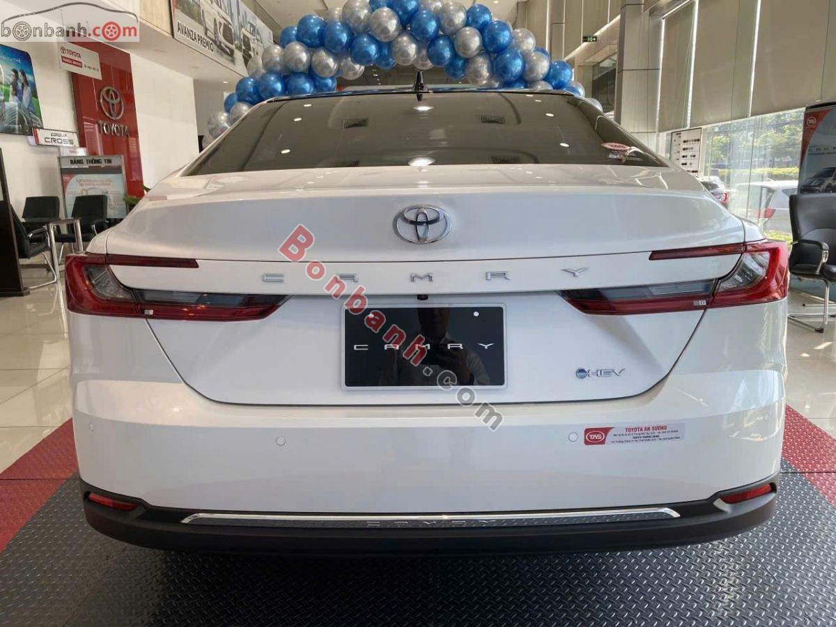 Bán ô tô Toyota Camry 2.5 HEV Top - 2026 - xe mới