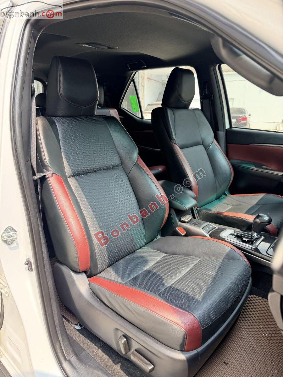 Bán ô tô Toyota Fortuner Legender 2.4L 4x2 AT - 2023 - xe cũ