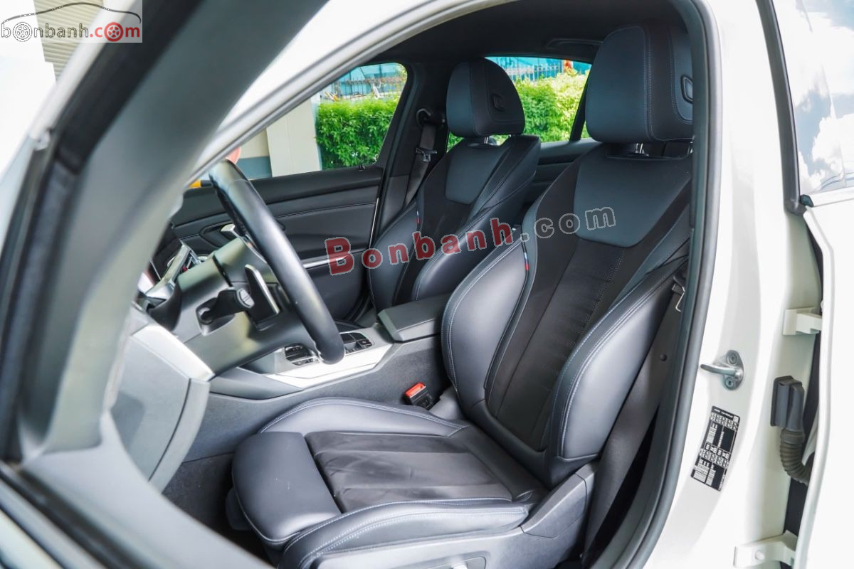 Bán ô tô BMW 3 Series 320i M Sport - 2022 - xe cũ