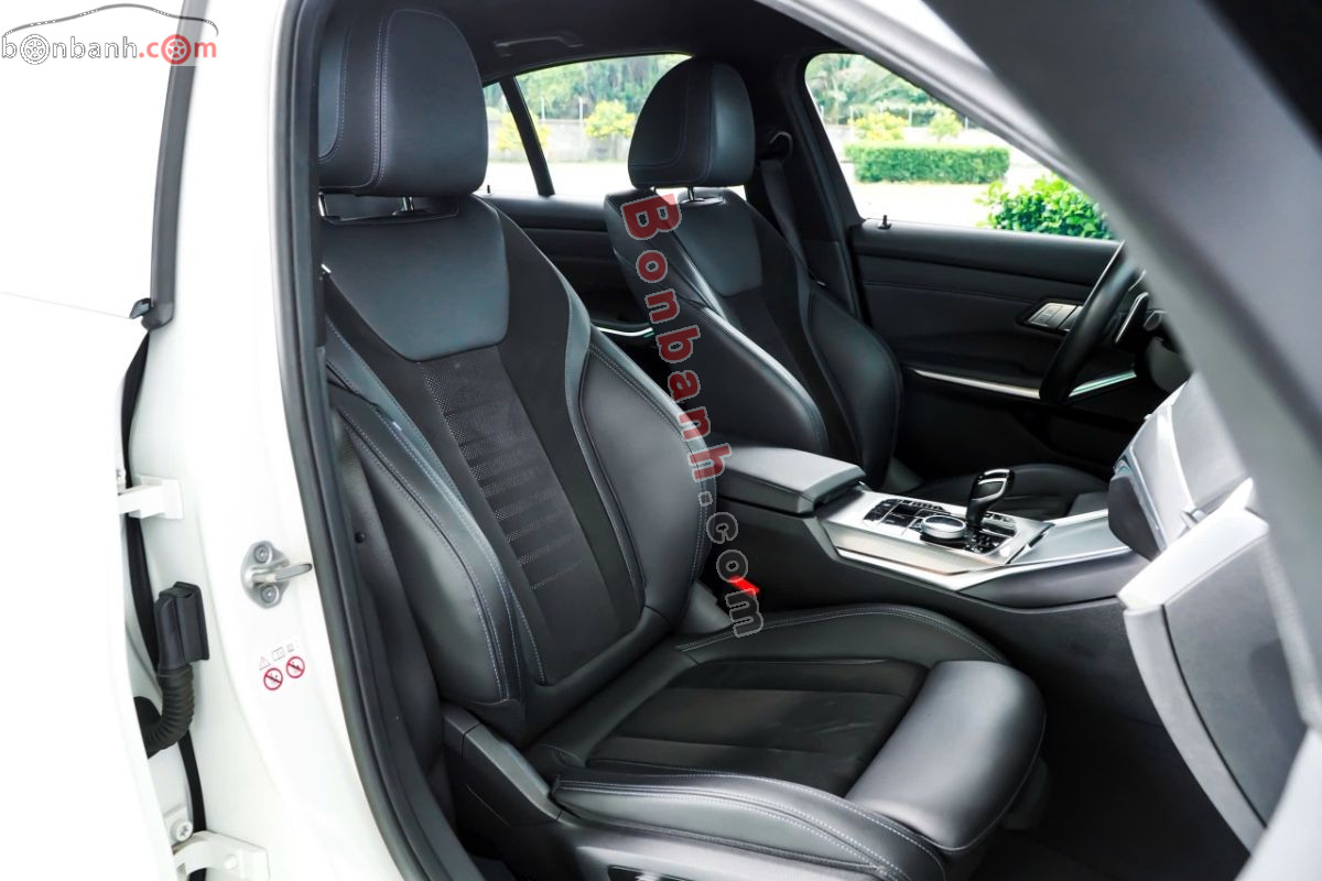 Bán ô tô BMW 3 Series 320i M Sport - 2022 - xe cũ