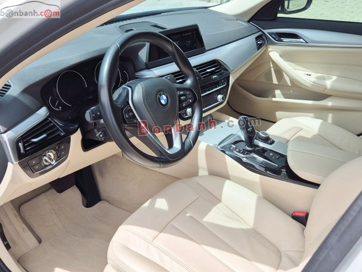 Bán ô tô BMW 5 Series 520i - 2019 - xe cũ