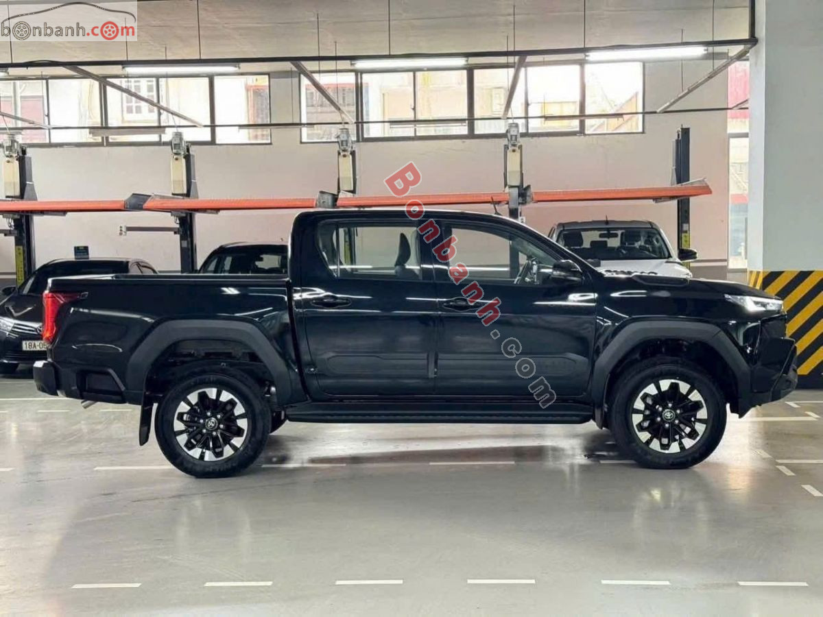 Bán ô tô Toyota Hilux Trailhunter 2.8L 4x4 AT - 2026 - xe mới