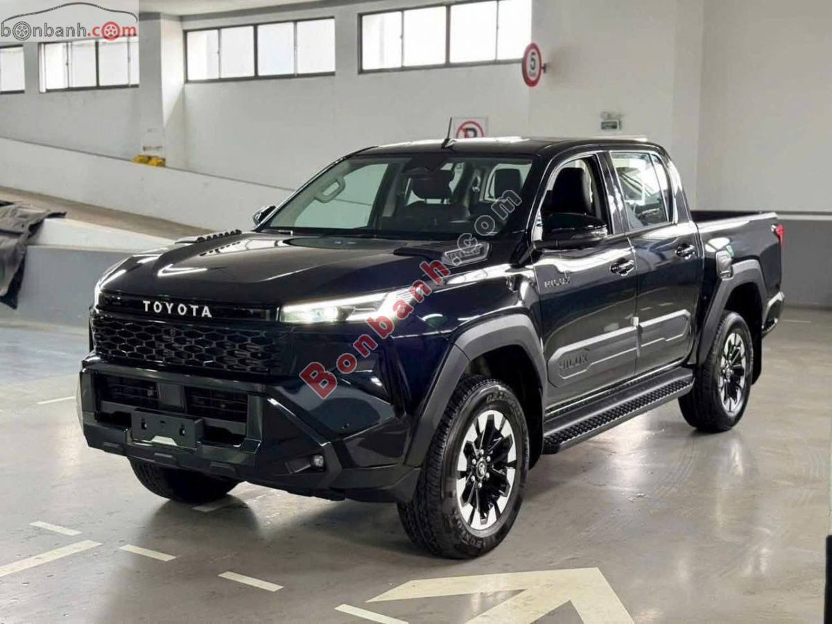 Bán ô tô Toyota Hilux Trailhunter 2.8L 4x4 AT - 2026 - xe mới