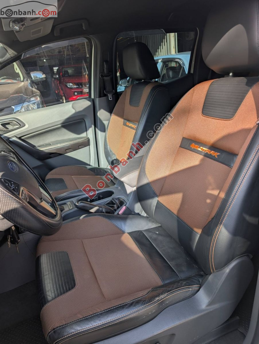 Bán ô tô Ford Ranger Wildtrak 3.2L 4x4 AT - 2017 - xe cũ