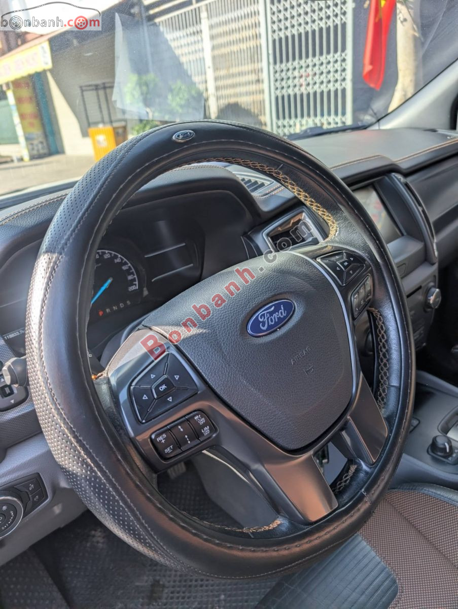 Bán ô tô Ford Ranger Wildtrak 3.2L 4x4 AT - 2017 - xe cũ