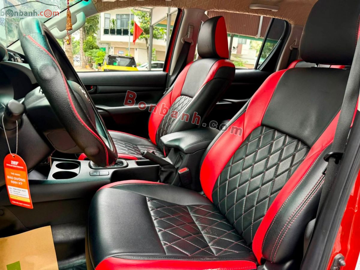 Bán ô tô Toyota Hilux 2.4L 4x2 AT - 2021 - xe cũ