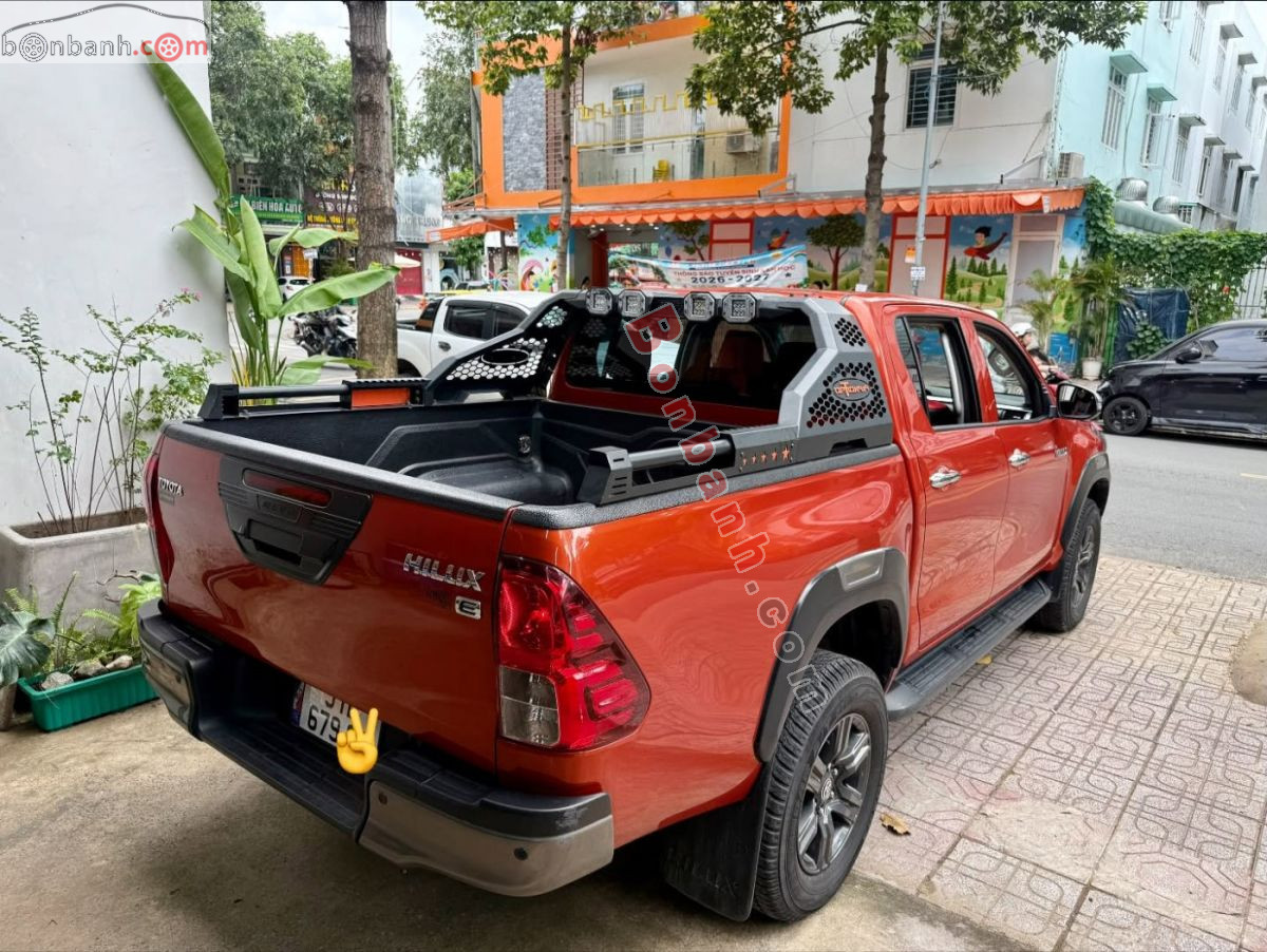Bán ô tô Toyota Hilux 2.4L 4x2 AT - 2021 - xe cũ