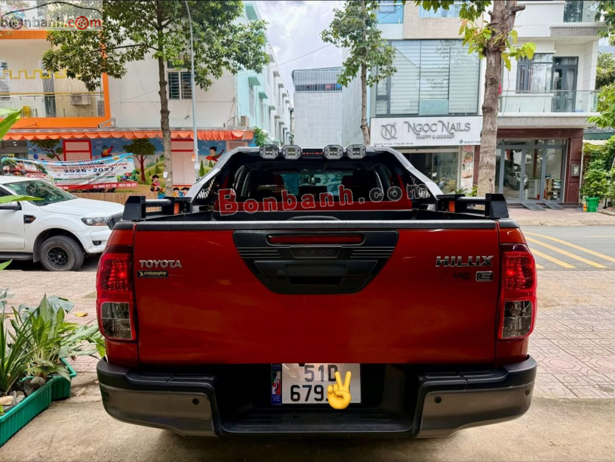 Bán ô tô Toyota Hilux 2.4L 4x2 AT - 2021 - xe cũ