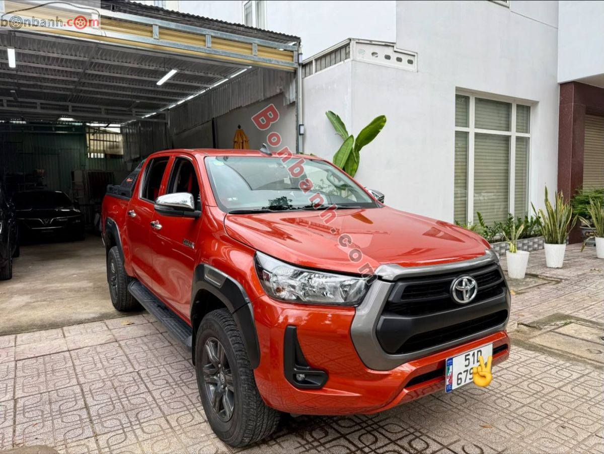 Bán ô tô Toyota Hilux 2.4L 4x2 AT - 2021 - xe cũ