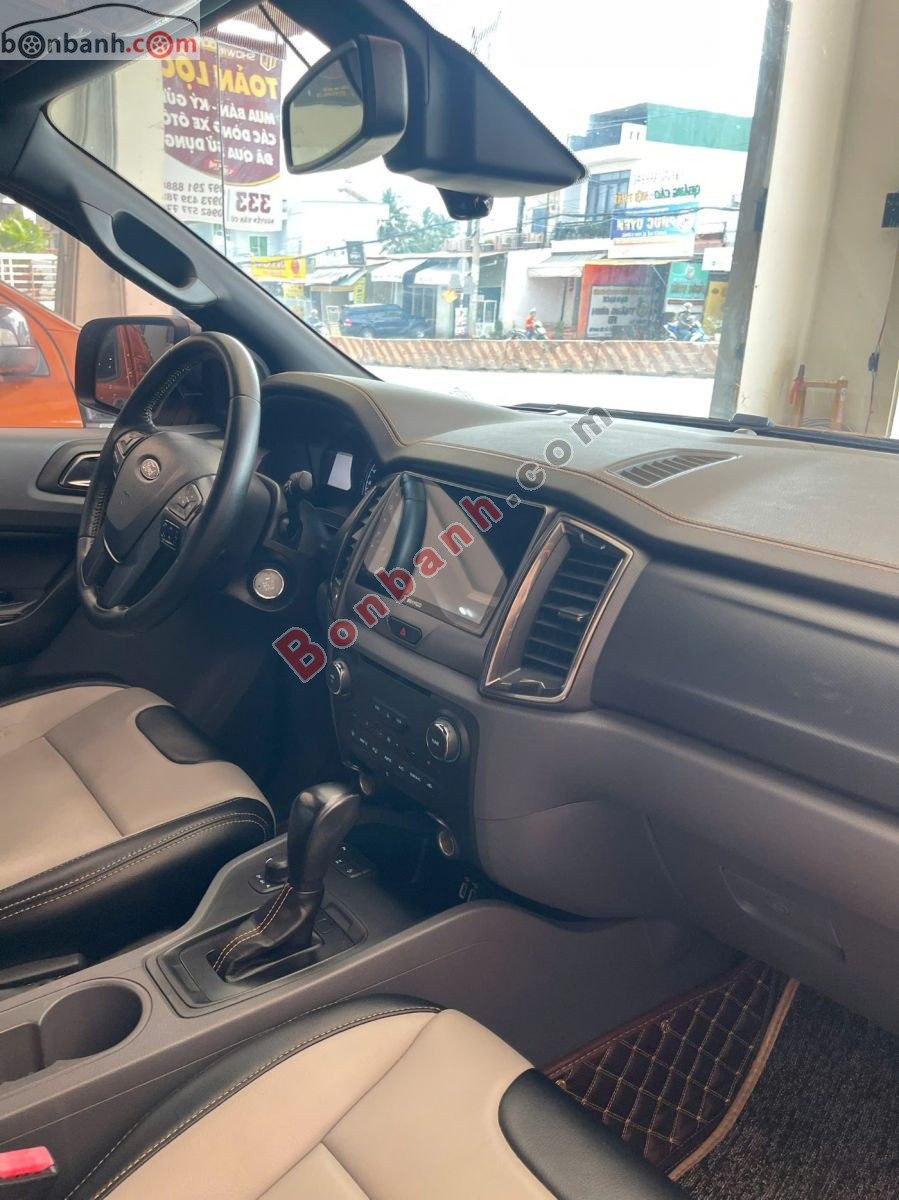 Bán ô tô Ford Ranger Wildtrak 3.2L 4x4 AT - 2017 - xe cũ