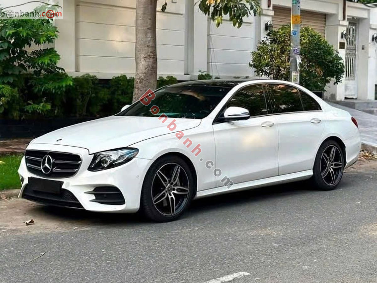 Bán ô tô Mercedes Benz E class E300 AMG - 2019 - xe cũ