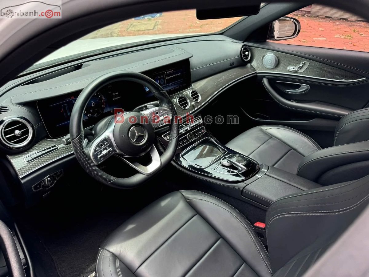 Bán ô tô Mercedes Benz E class E300 AMG - 2019 - xe cũ