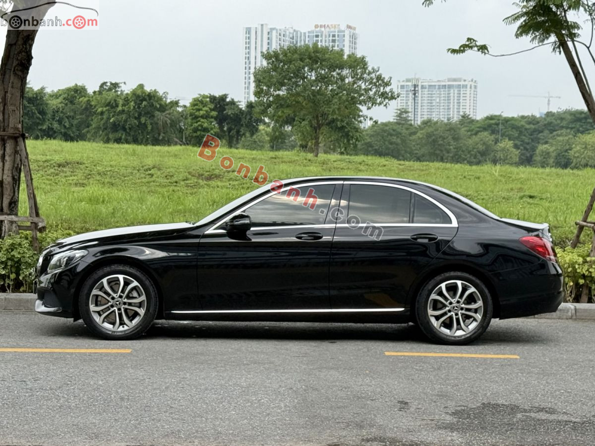 Bán ô tô Mercedes Benz C class C200 - 2018 - xe cũ