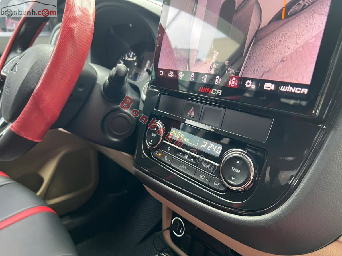 Bán ô tô Mitsubishi Outlander 2.0 CVT - 2018 - xe cũ