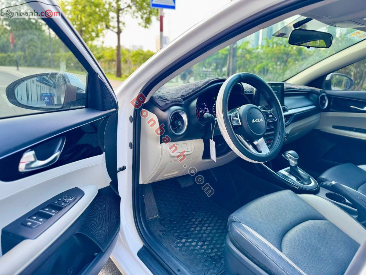 Bán ô tô Kia K3 Luxury 1.6 AT - 2025 - xe cũ